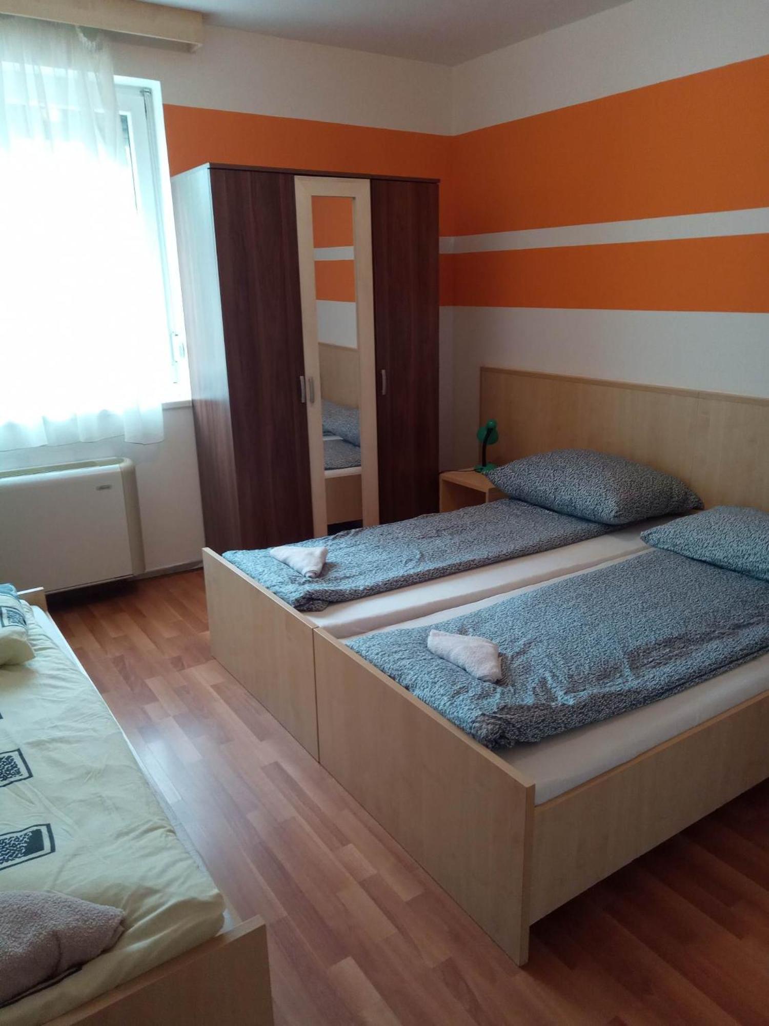 Oazis Wellness Apartman2 Hajdúszoboszló Δωμάτιο φωτογραφία