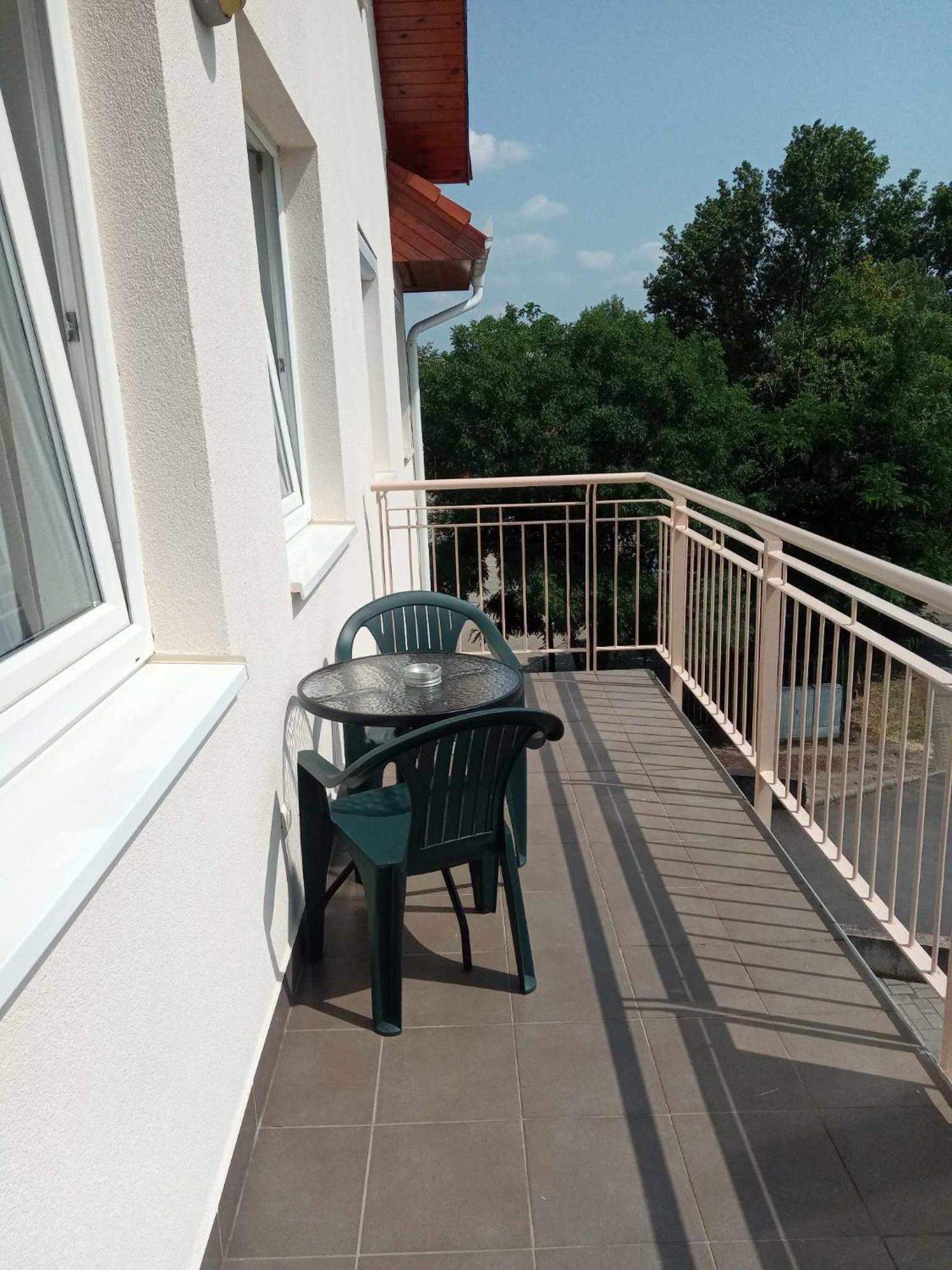 Oazis Wellness Apartman2 Hajdúszoboszló Εξωτερικό φωτογραφία